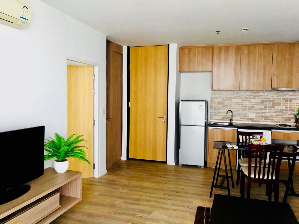 For SaleCondoLadprao, Central Ladprao : Sale 📌📌📌 1 Bed 52 sq m. Very good price 4.89 million The Issara Ladprao