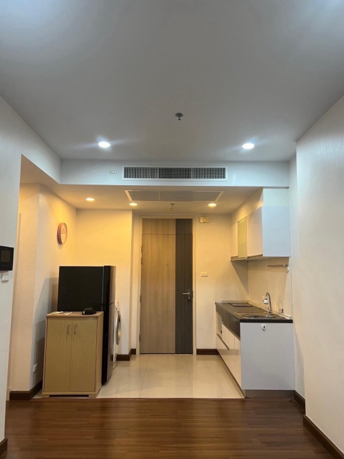 ขายคอนโดสาทร นราธิวาส : 🔥[For Sale] ขายด่วน!! คอนโดศุภาลัย ไลท์ สาทร-เจริญราษฎร์ (Supalai Lite Sathorn - Charoenrat) ใกล้รถไฟฟ้า BTS สุรศักดิ์ ถูกที่สุดในโครงการ