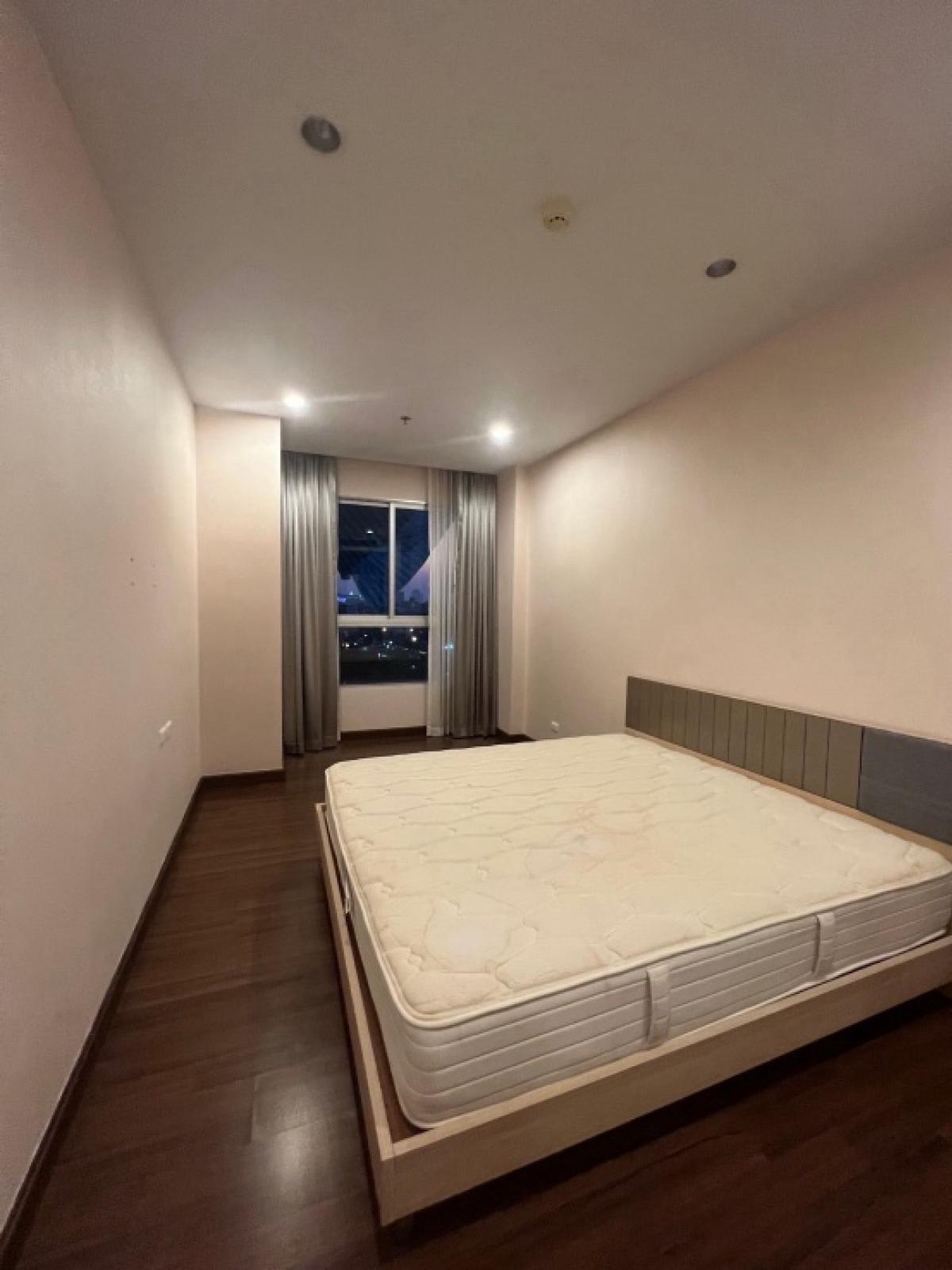 ขายคอนโดสาทร นราธิวาส : 🔥[For Sale] ขายด่วน!! คอนโดศุภาลัย ไลท์ สาทร-เจริญราษฎร์ (Supalai Lite Sathorn - Charoenrat) ใกล้รถไฟฟ้า BTS สุรศักดิ์ ถูกที่สุดในโครงการ