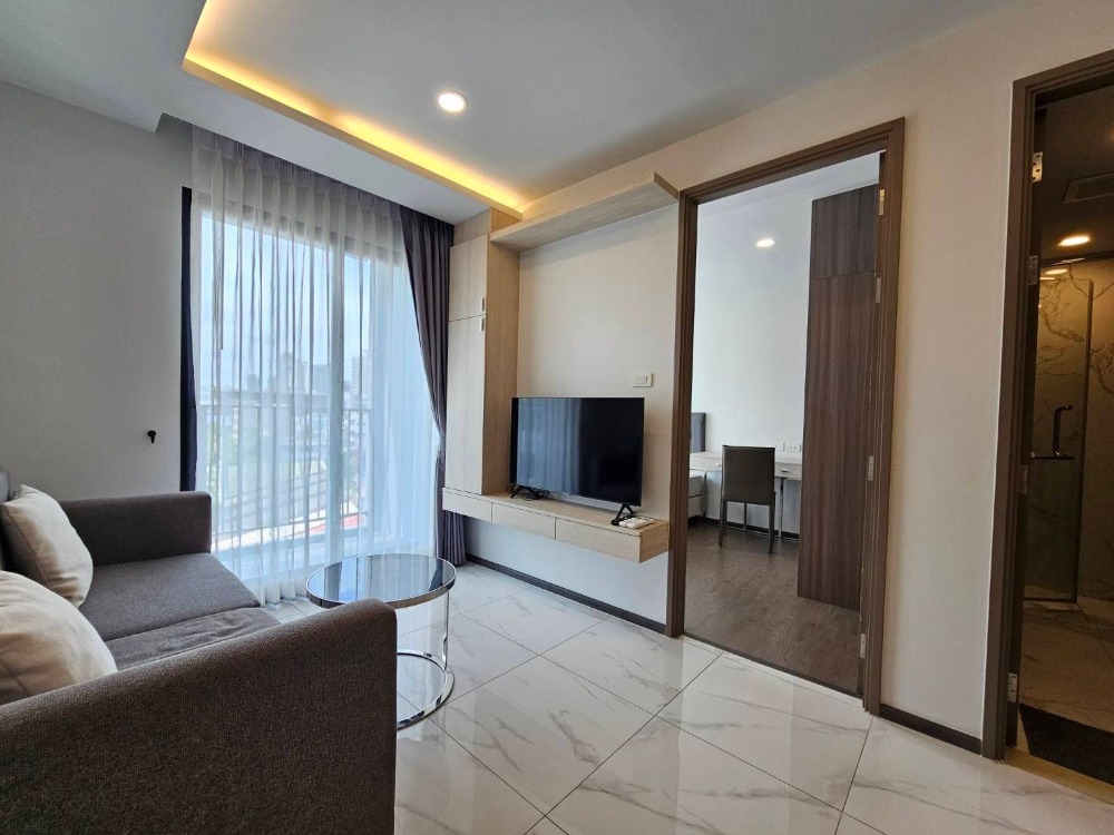 For RentCondoOnnut, Udomsuk : For rent: New condo, convenient transportation, near expressway, near BTS On Nut