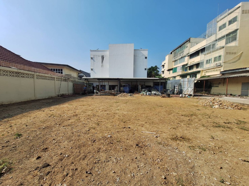 For SaleLandPinklao, Charansanitwong : Land in the city center on Charansanitwong 38 , cheap price