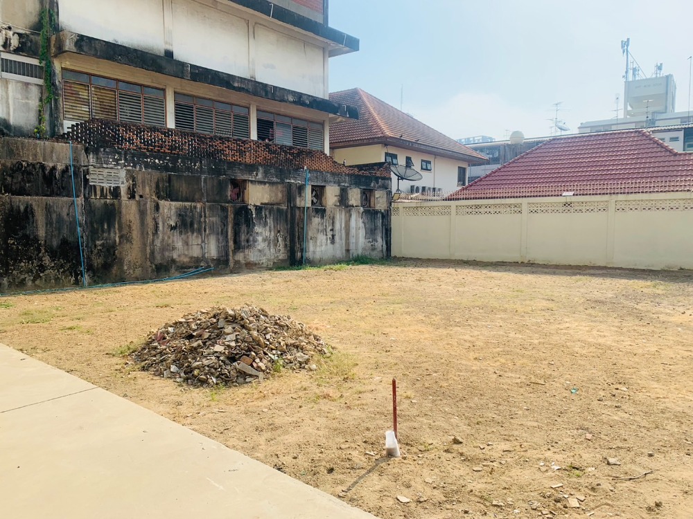 For SaleLandPinklao, Charansanitwong : Land in the city center on Charansanitwong 38 , cheap price