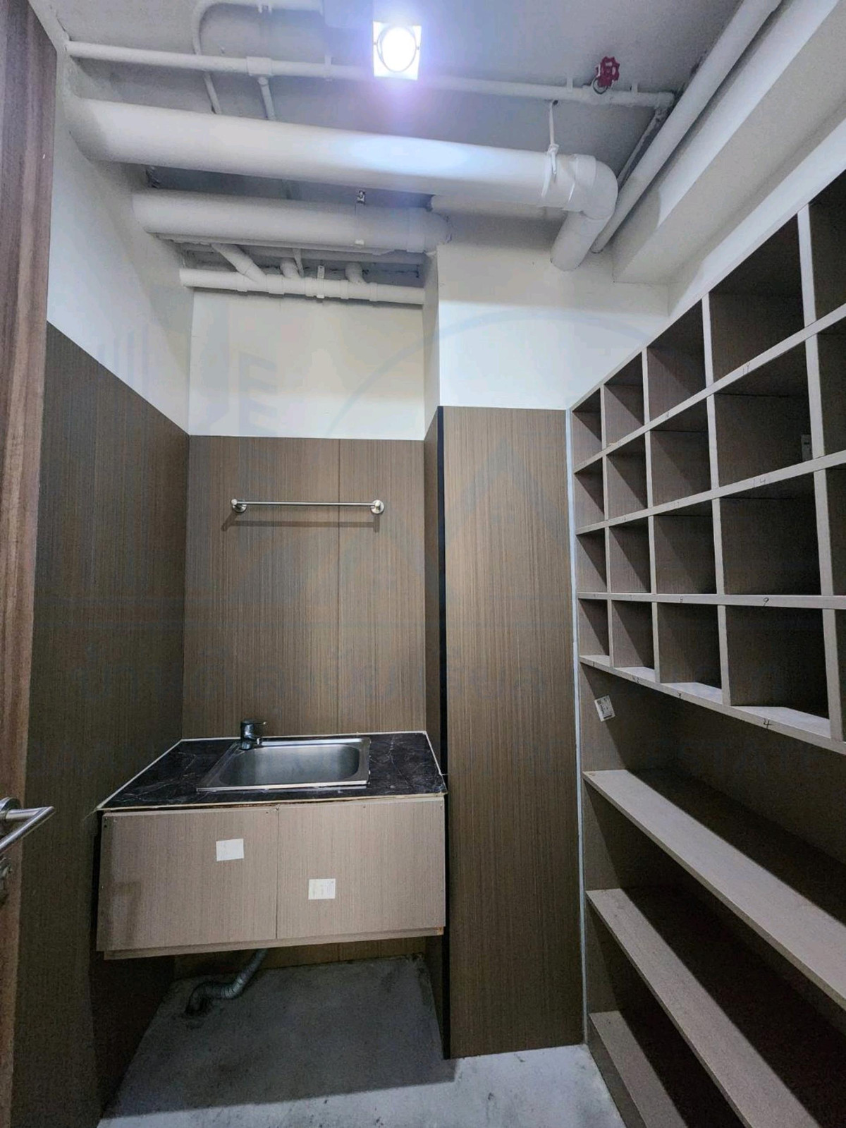 ให้เช่าโฮมออฟฟิศพระราม 9 เพชรบุรีตัดใหม่ RCA : ให้เช่า Home Office มีลิฟท์ พระราม9 เดินถึง The nine Rama 9💫🧑🏻‍🎄🧑🏻‍🎄家庭办公室出租，有电梯，Rama 9，步行可到 The Rama 9