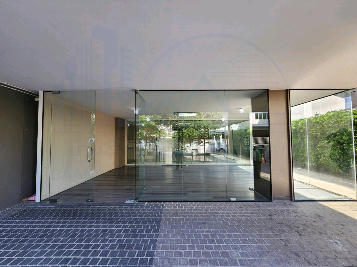 ให้เช่าโฮมออฟฟิศพระราม 9 เพชรบุรีตัดใหม่ RCA : ให้เช่า Home Office มีลิฟท์ พระราม9 เดินถึง The nine Rama 9💫🧑🏻‍🎄🧑🏻‍🎄家庭办公室出租，有电梯，Rama 9，步行可到 The Rama 9