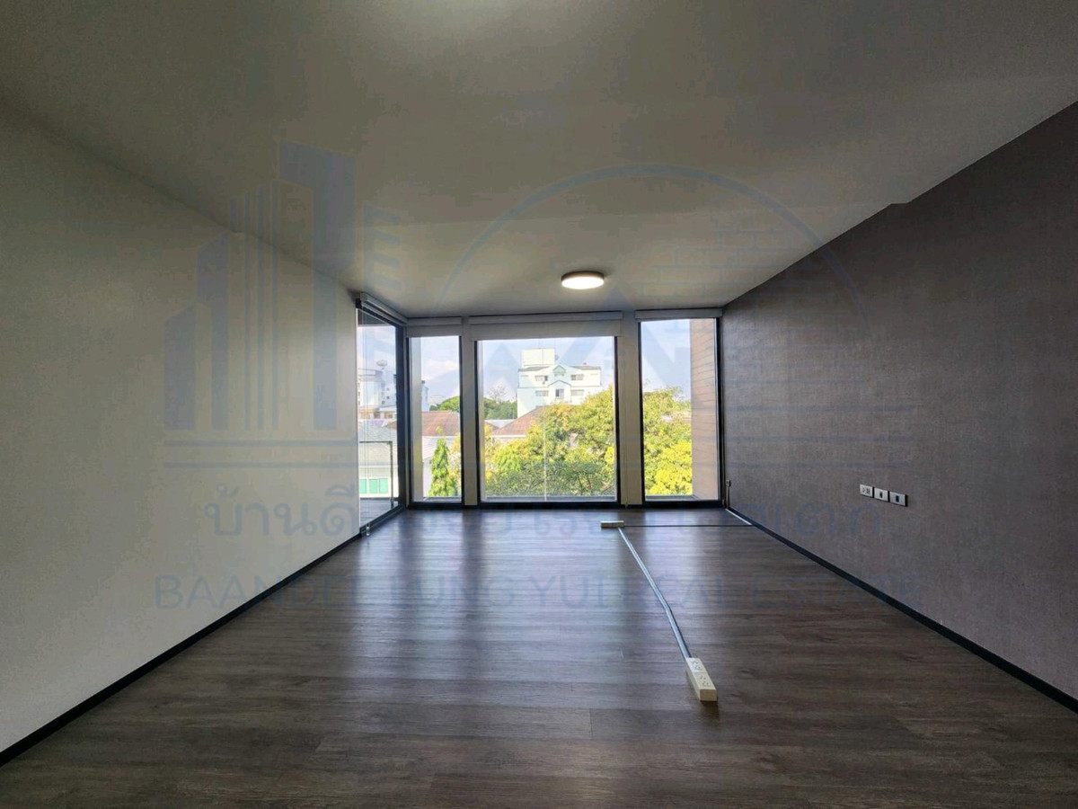 ให้เช่าโฮมออฟฟิศพระราม 9 เพชรบุรีตัดใหม่ RCA : ให้เช่า Home Office มีลิฟท์ พระราม9 เดินถึง The nine Rama 9💫🧑🏻‍🎄🧑🏻‍🎄家庭办公室出租，有电梯，Rama 9，步行可到 The Rama 9