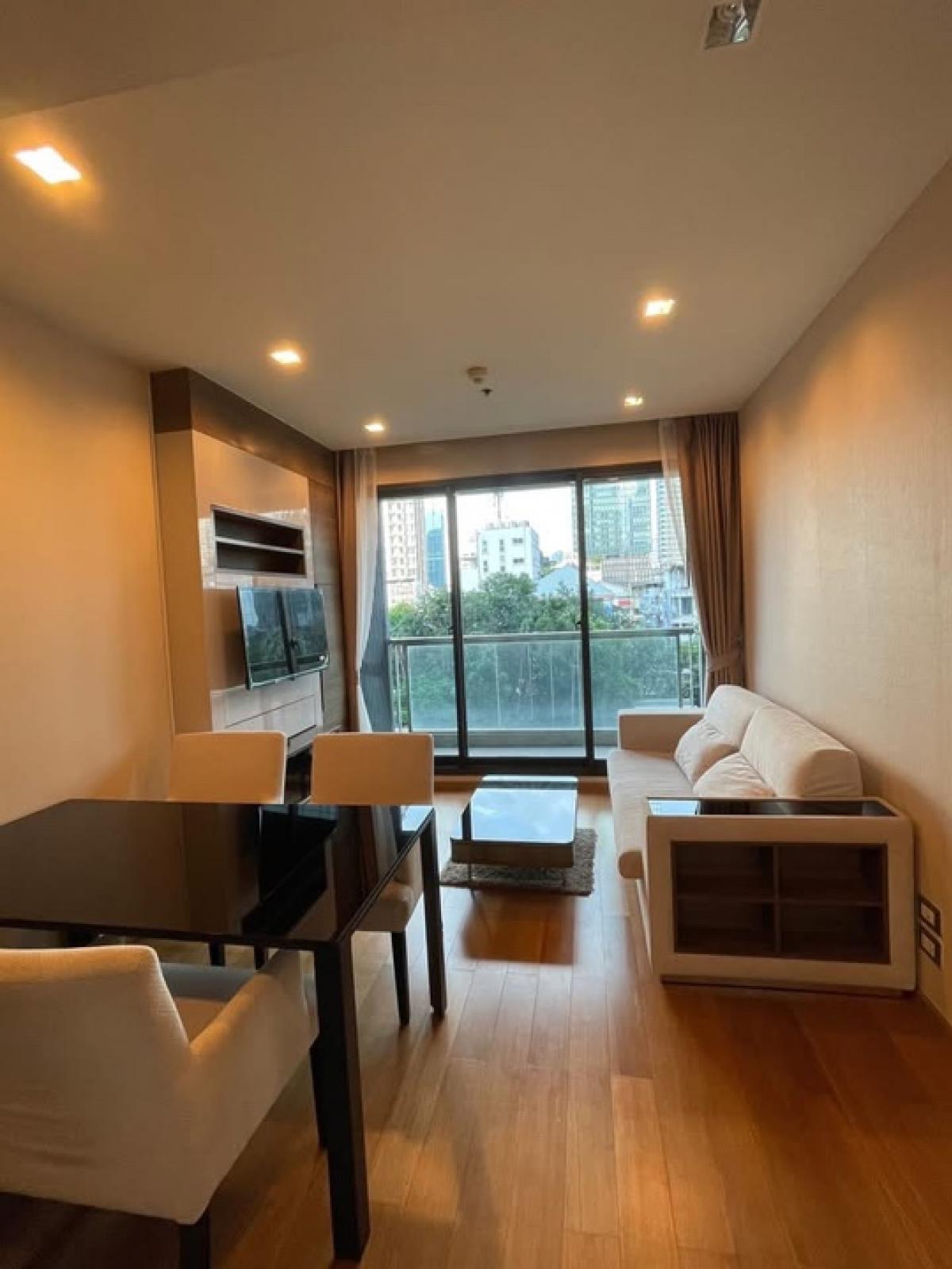 ให้เช่าคอนโดสาทร นราธิวาส : ⭐️(A0093) For RENT 🏢The address sathorn 2 Bedroom 2 bathroom 38K per month