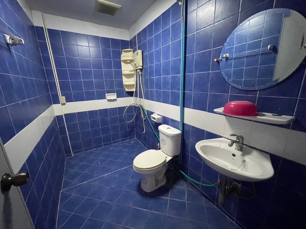 ขายทาวน์โฮมบางซื่อ วงศ์สว่าง เตาปูน : ขายถูกสุด ทาวน์เฮ้าส์ 3 ชั้น ครึ่ง หมู่บ้าน สินสุข พระราม 7 ติดถนนใหญ่ ใกล้ มหาวิทยาลัยเทคโนโลยีพระจอมเกล้าพระนครเหนือ