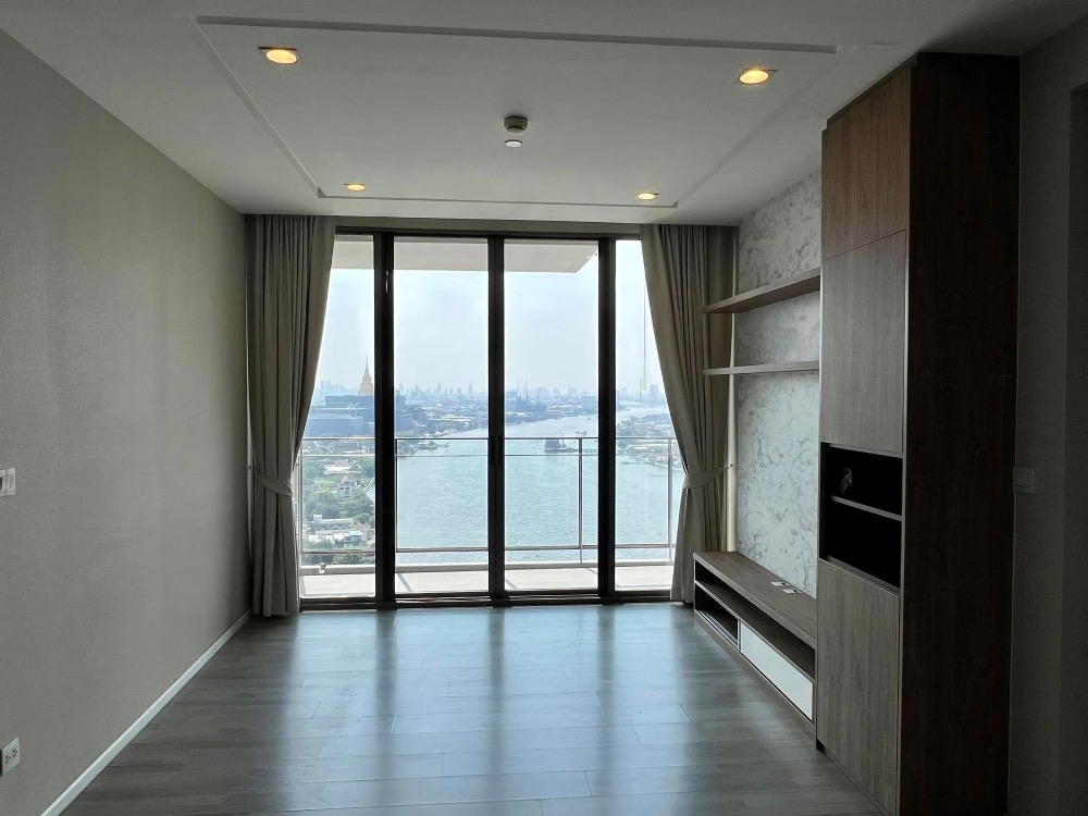 For SaleCondoBang Sue, Wong Sawang, Tao Pun : 🔥 Dont miss out on this huge discount! 🔥 ​​🏙️ 333 Riverside 📍 2 bedrooms | 2 bathrooms | Size 86.5 sq.m. 💸 Selling for only 15,900,000 baht (negotiable!) 📞 Call: 086-746-8882 (K. Cooper)