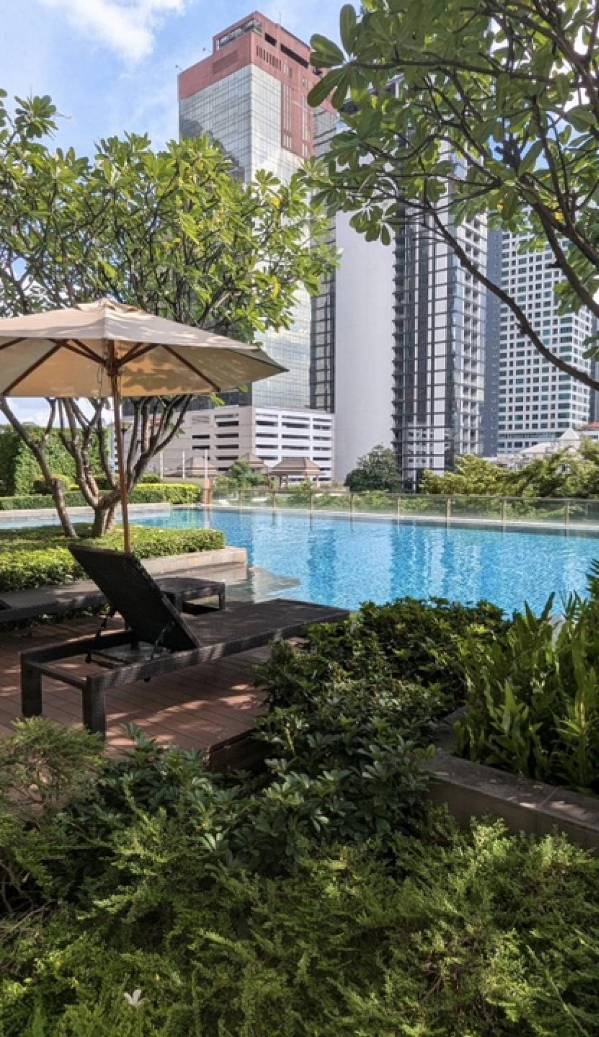 ให้เช่าคอนโดพระราม 9 เพชรบุรีตัดใหม่ RCA : Unique Loft Style Duplex Unit no. 1588/464 35th floor in Villa Asoke (80m2)Fully furnished duplex condo in Villa Asoke,