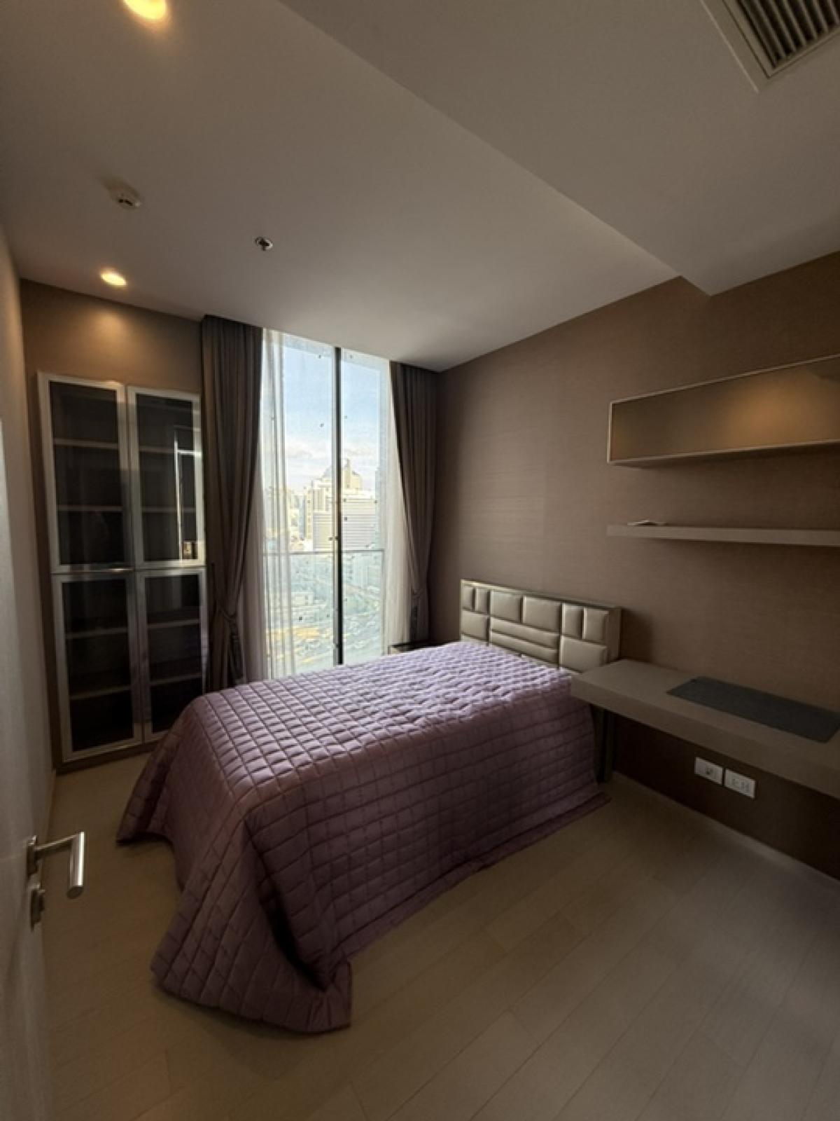 ขายคอนโดวิทยุ ชิดลม หลังสวน : 🔥ขายด่วน🔥โนเบิล เพลินจิต วิวไม่บล็อค ห้องกว้าง 2ห้องนอน  เฟอร์นิเจอร์ครบพร้อมเข้าอยู่ ติดรถไฟฟ้า BTS เพลินจิต