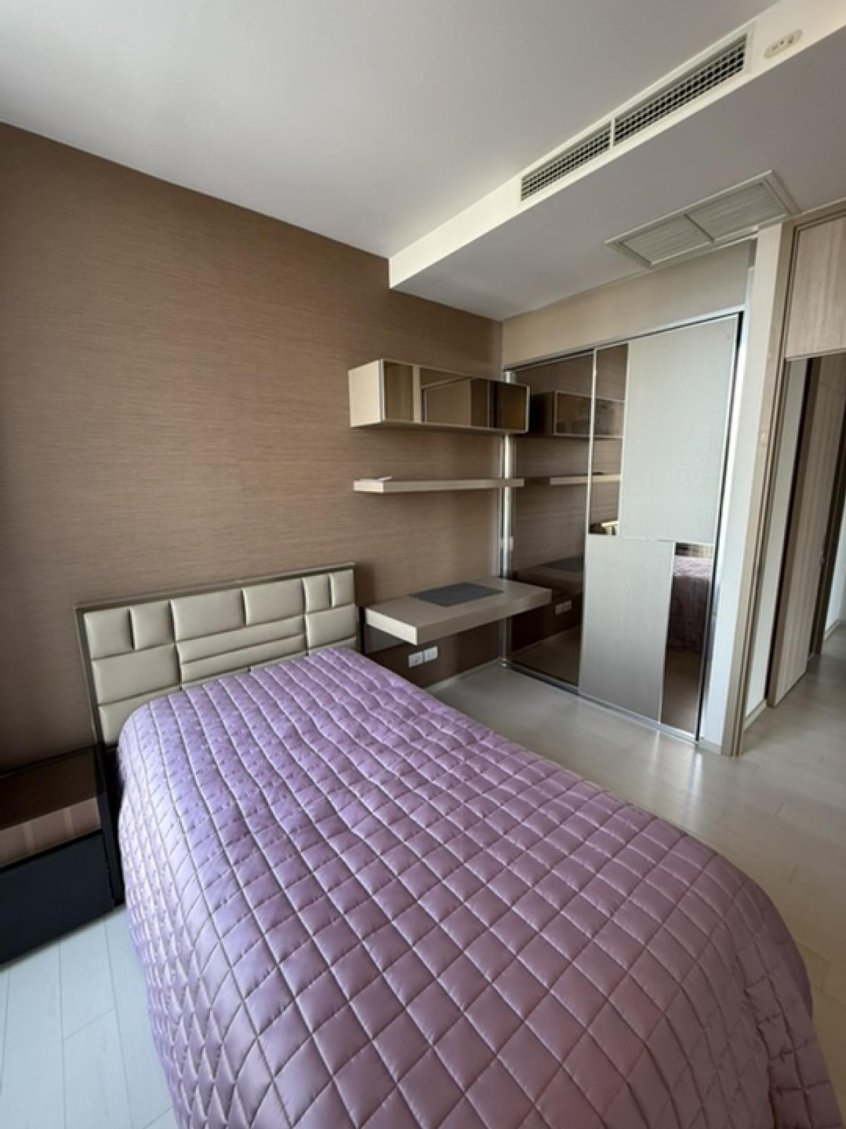 ขายคอนโดวิทยุ ชิดลม หลังสวน : 🔥ขายด่วน🔥โนเบิล เพลินจิต วิวไม่บล็อค ห้องกว้าง 2ห้องนอน  เฟอร์นิเจอร์ครบพร้อมเข้าอยู่ ติดรถไฟฟ้า BTS เพลินจิต