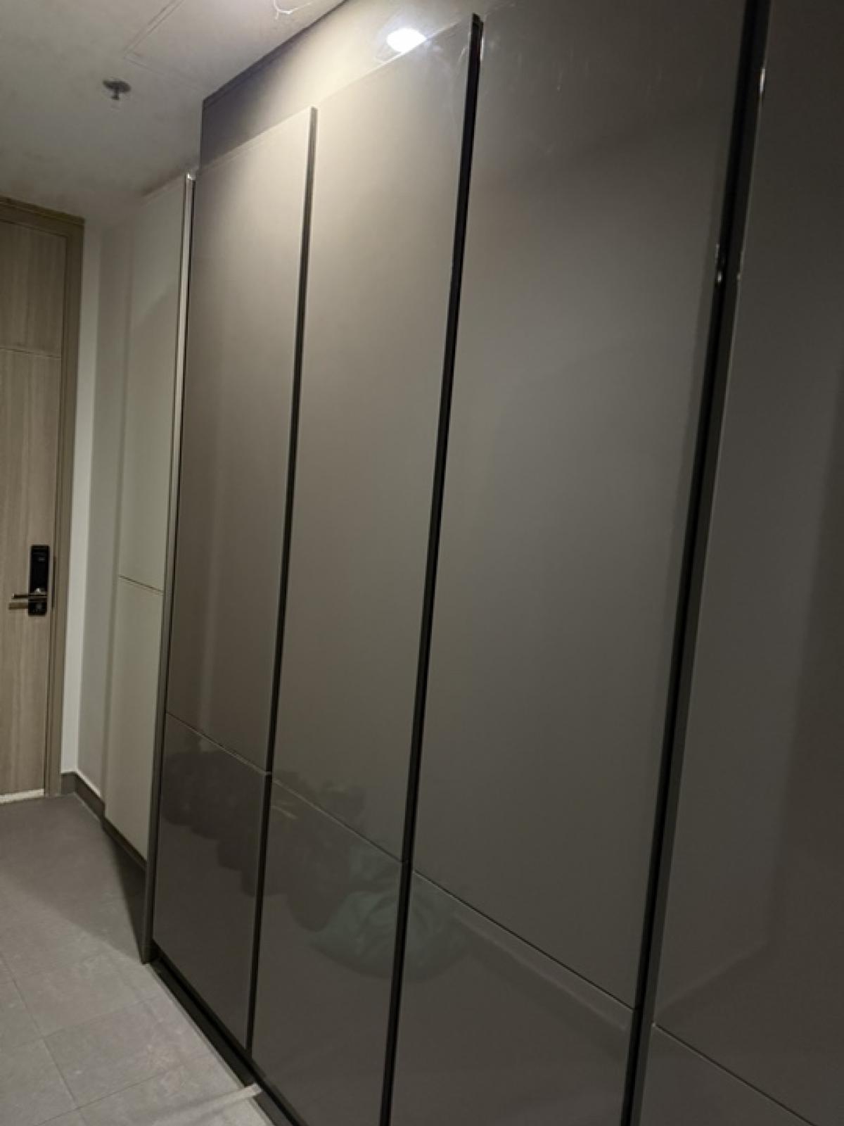 ขายคอนโดวิทยุ ชิดลม หลังสวน : 🔥ขายด่วน🔥โนเบิล เพลินจิต วิวไม่บล็อค ห้องกว้าง 2ห้องนอน  เฟอร์นิเจอร์ครบพร้อมเข้าอยู่ ติดรถไฟฟ้า BTS เพลินจิต