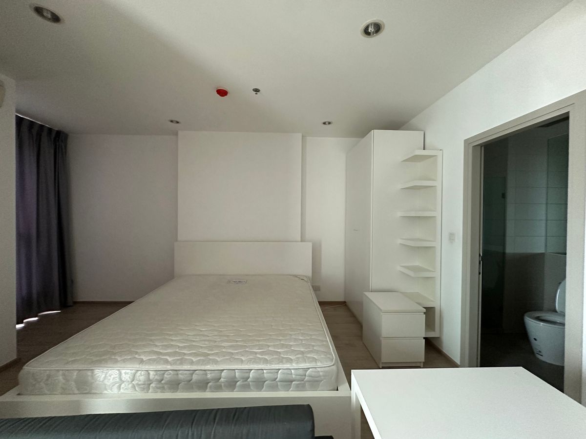 ให้เช่าคอนโดสยาม จุฬา สามย่าน : ปล่อยเช่า ต้อนรับ คอนโด สุดฮิต Ideo Q Chula Samyan 1bed 25,000 เฟอร์และอครื่องใช้ไฟฟ้าครบ !