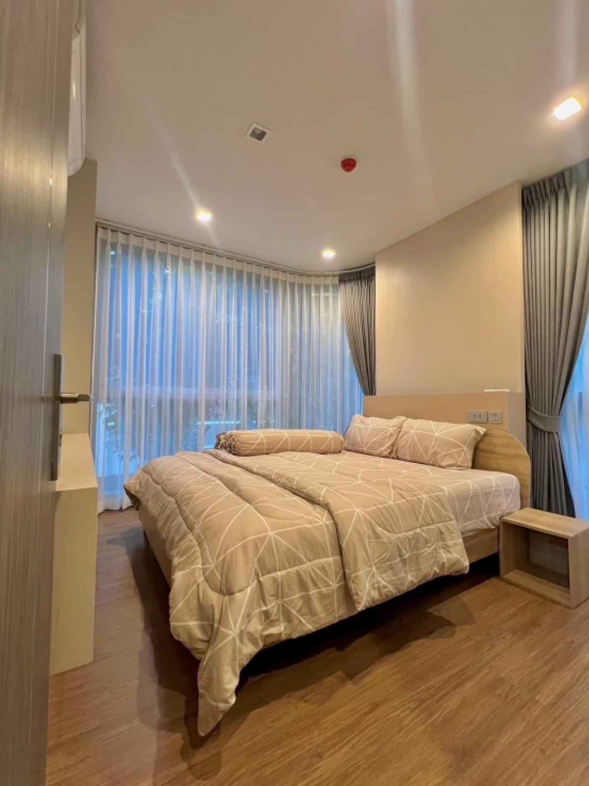 ขายคอนโดสุขุมวิท อโศก ทองหล่อ : ขายคอนโด คิว ประสานมิตร ขนาด 60 Sq.m 2 bed 2 bath เพียง 8.19 MB ติดต่อ 086-795-9997