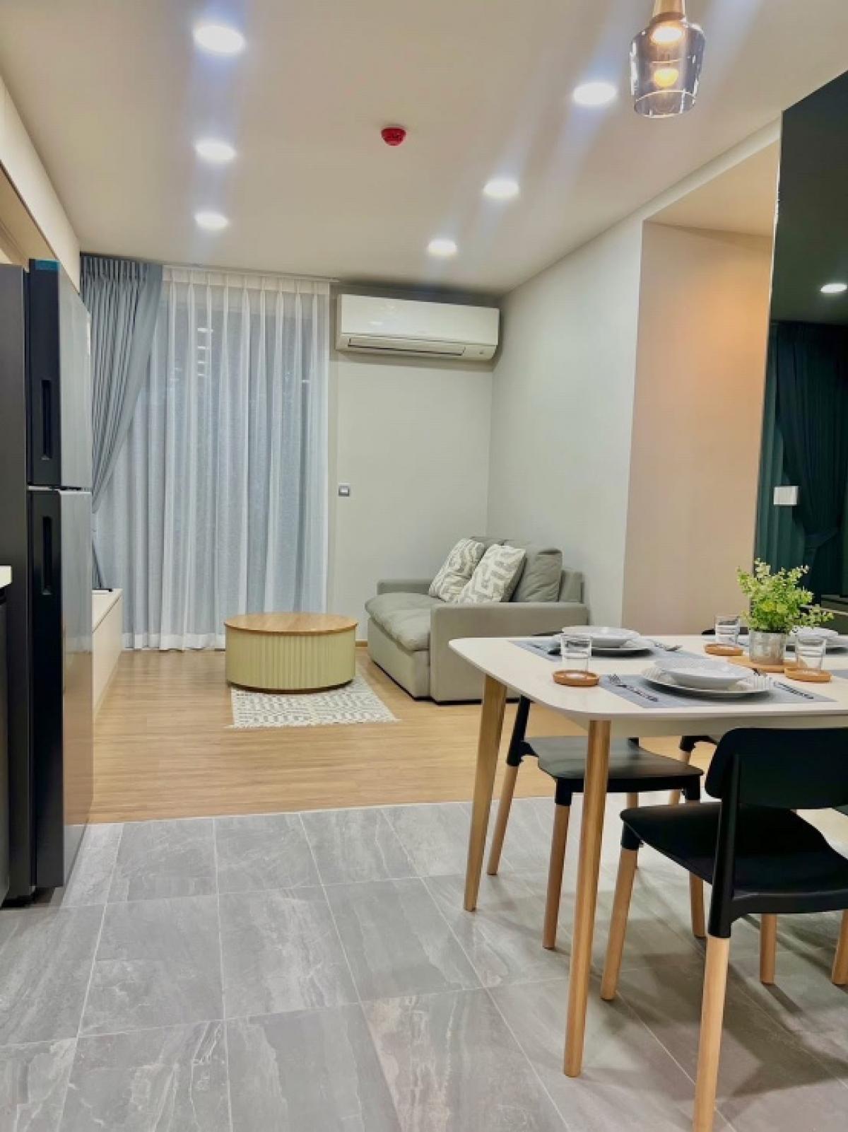 ขายคอนโดสุขุมวิท อโศก ทองหล่อ : ขายคอนโด คิว ประสานมิตร ขนาด 60 Sq.m 2 bed 2 bath เพียง 8.19 MB ติดต่อ 086-795-9997