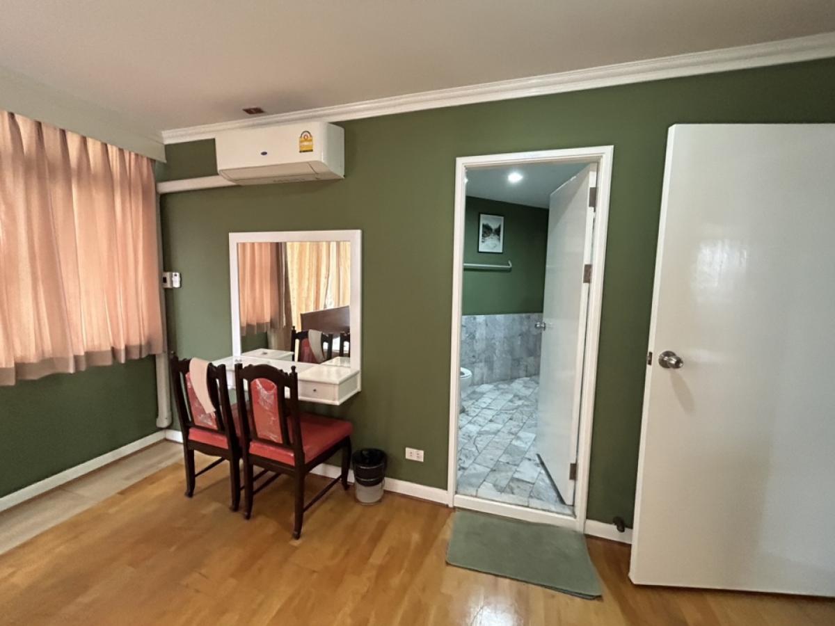 ให้เช่าคอนโดสุขุมวิท อโศก ทองหล่อ : ให้เช่า เดอะ วอเตอร์ฟอร์ด พาร์ค สุขุมวิท 53 ใกล้ BTS ทองหล่อ