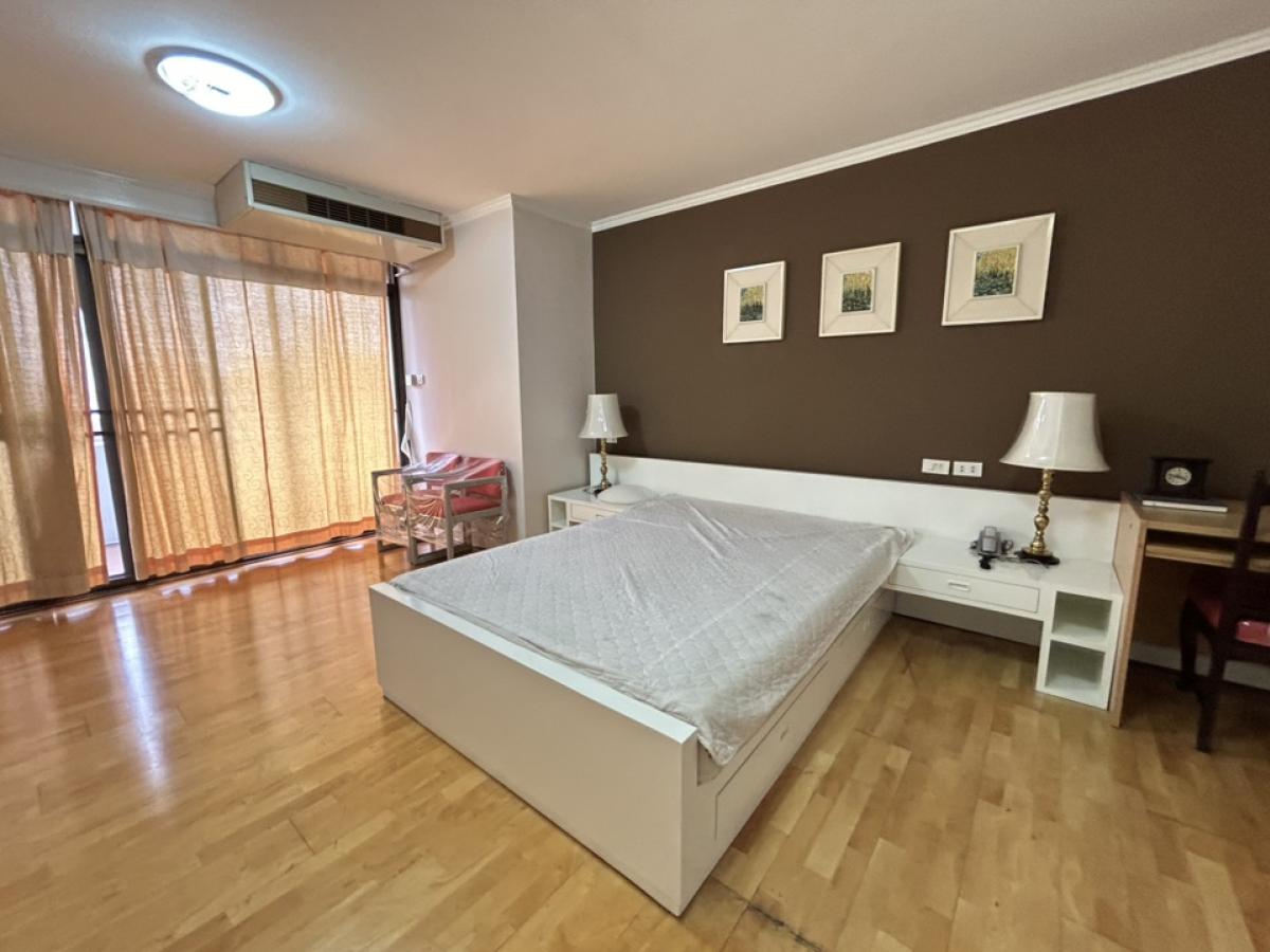 ให้เช่าคอนโดสุขุมวิท อโศก ทองหล่อ : ให้เช่า เดอะ วอเตอร์ฟอร์ด พาร์ค สุขุมวิท 53 ใกล้ BTS ทองหล่อ