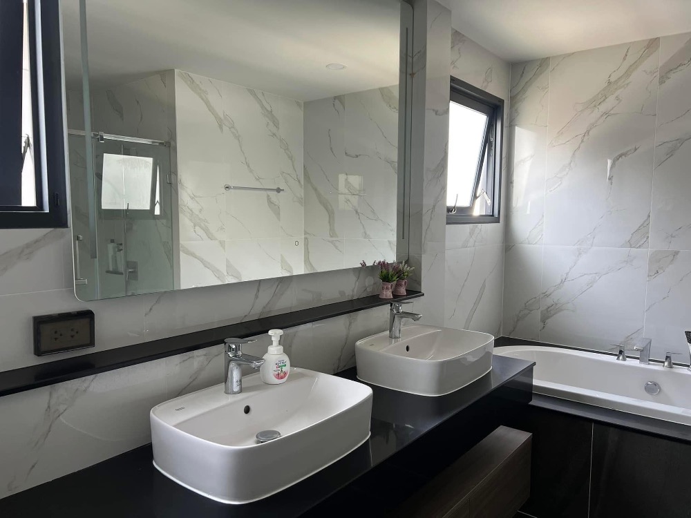 For RentHouseBangna, Bearing, Lasalle : K-6180 For rent! The City Bangna, beautiful house, ready to move in.