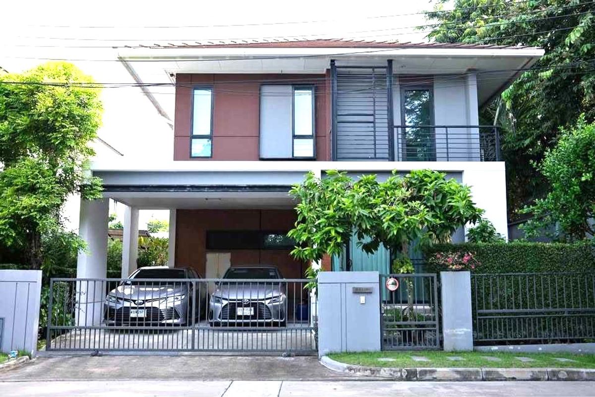ขายบ้านปิ่นเกล้า จรัญสนิทวงศ์ : ขาย!! หมู่บ้านเศรษฐสิริ จรัญ-ปิ่นเกล้า บ้านเดี่ยว2ชั้น 4 ห้องนอน 3 ห้องน้ำ หลังมุม สภาพดีมาก ตกแต่งแล้ว พร้อมเข้าอยู่ ใกล้ศิริราช