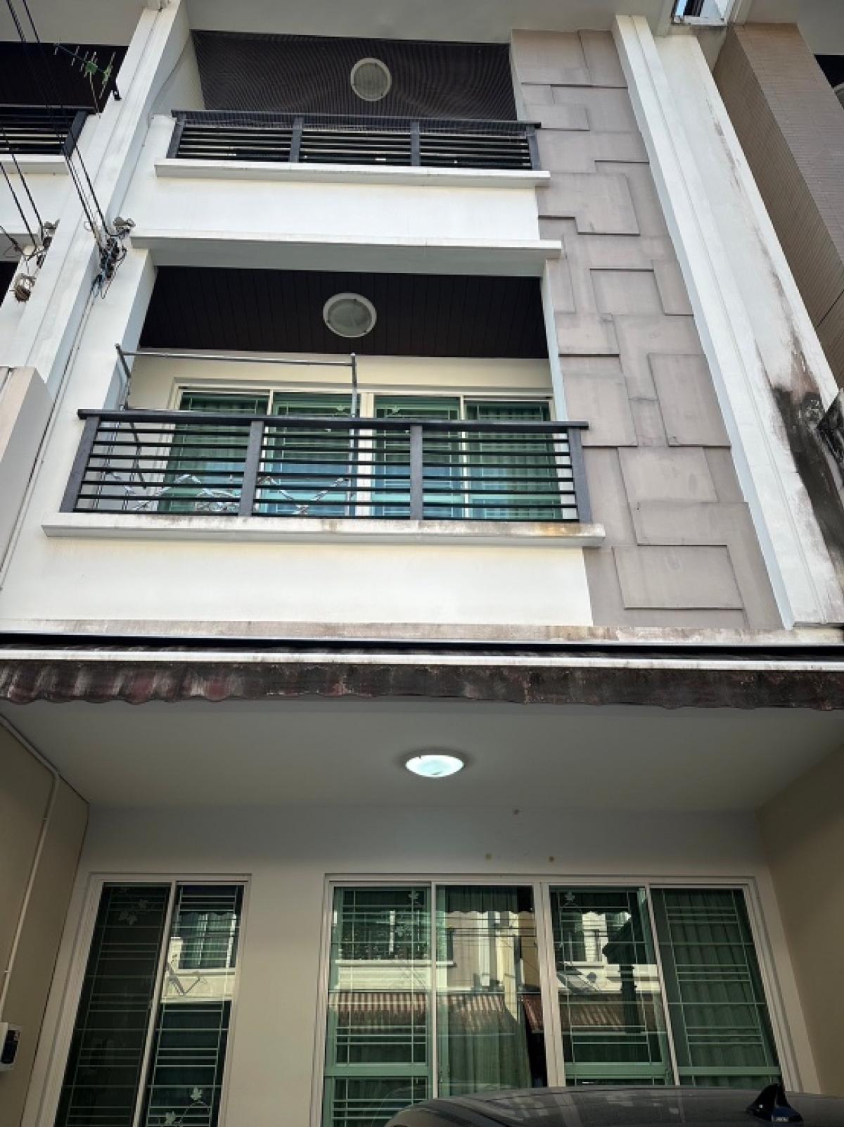 ให้เช่าทาวน์โฮมเอกชัย บางบอน : ให้เช่า ทาวโฮม3ชั้น โครงการบ้านสาทร-ตากสิน2
