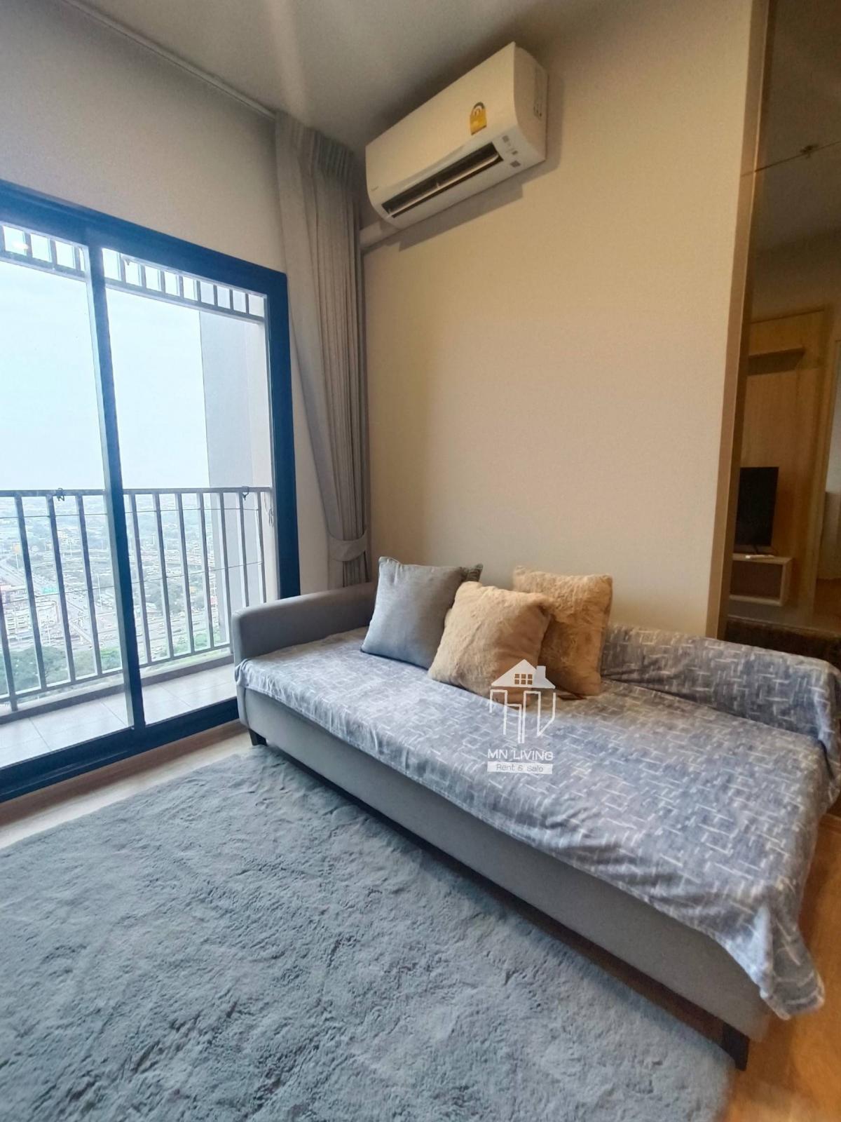 For RentCondoPathum Thani,Rangsit, Thammasat : Condo for rent near Thammasat University, Rangsit, Common TU project, beautiful room, new condition, decorated, ready to move in  Rent 15,000 baht/month