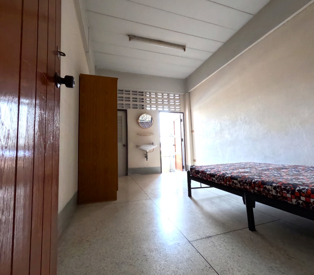 For SaleHotel&Apartment BusinessBang Sue, Wong Sawang, Tao Pun : Apartment for sale, Pracharat Sai 1, Soi 32, many rooms, great yield, ready to operate immediately