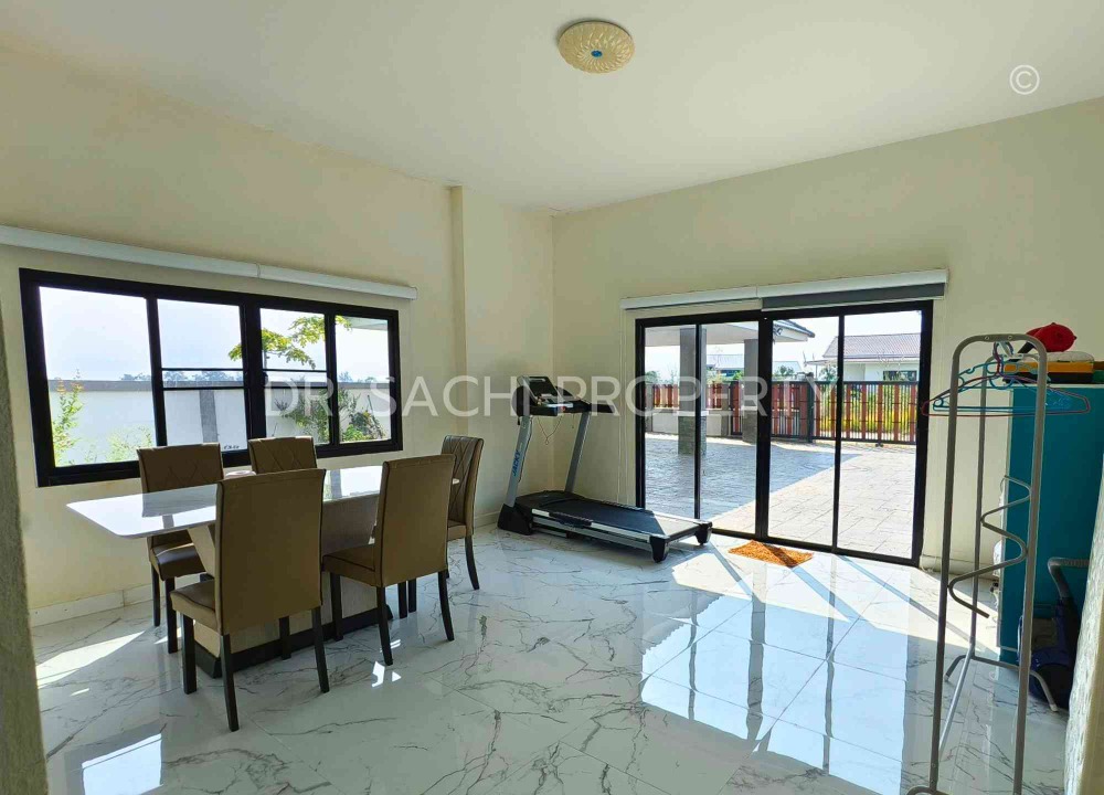 ขายบ้านเชียงราย : ขาย/เช่า บ้านเดี่ยวพร้อมอยู่ 2 ชั้น ใกล้วัดร่องขุ่น 106.6 ตรว. บรรยากาศดี วิวสวย