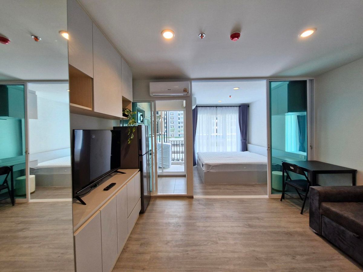 For RentCondoBangna, Bearing, Lasalle : (Beautiful room, not blocked) Regent 11,000 Line ID: 0982162681