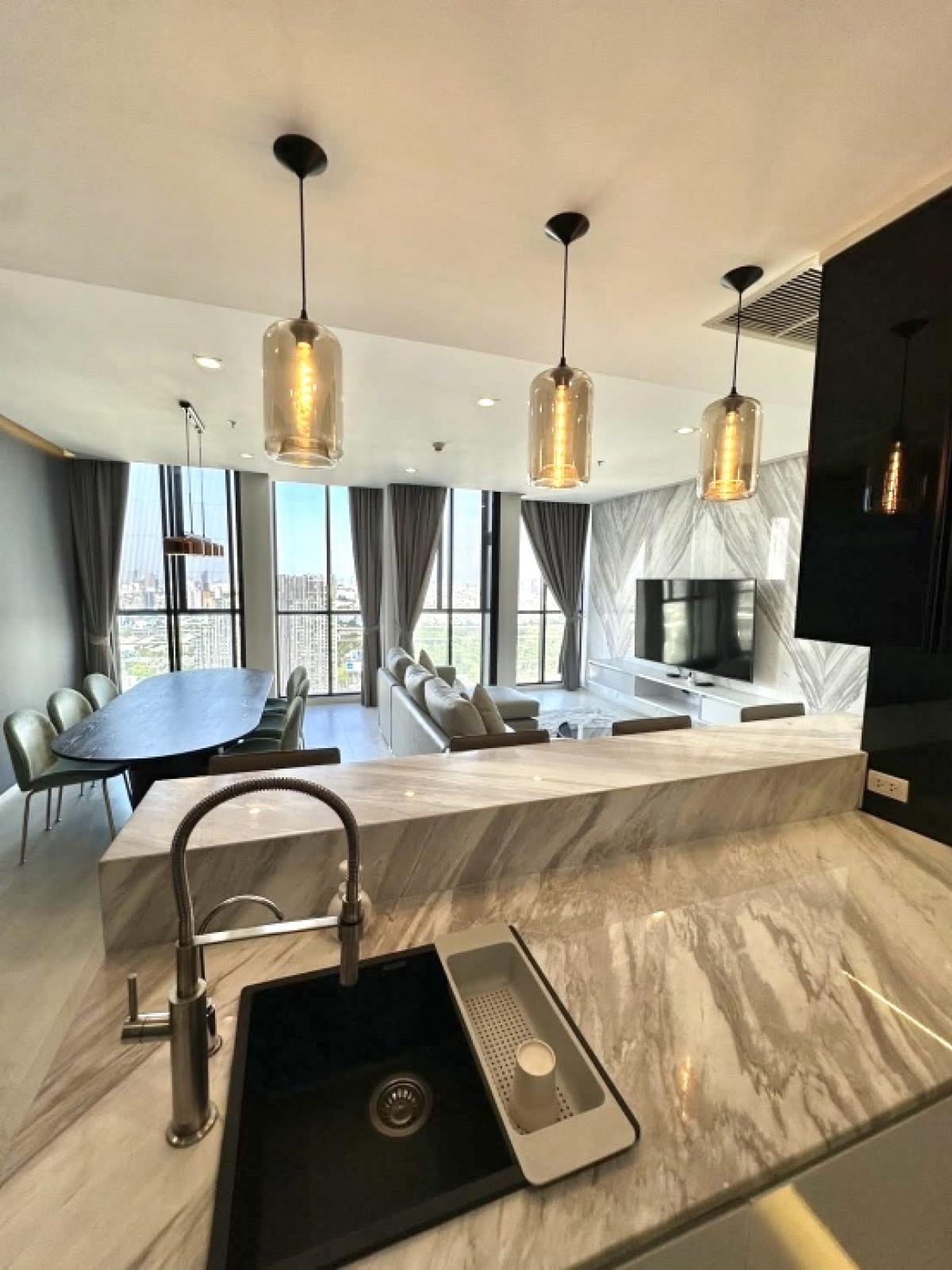 For RentCondoWitthayu, Chidlom, Langsuan, Ploenchit : 🌷 Noble Ploenchit 💖2 bed ready to move in