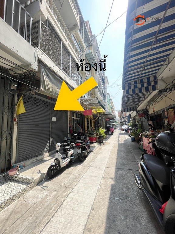 ให้เช่าอาคารพาณิชย์เยาวราช บางลำพู : ให้เช่า ตึกแถว ซอยเจริญกรุง 1 แขวงวังบูรพาภิรมย์ เขตพระนคร ใกล้ศาลท้าวธรรมปาละพรหม เชื่อมออกถนนเฟื่องศรี ถนนตรีเพชร ถนนตีทอง ตรอกวิสูตร