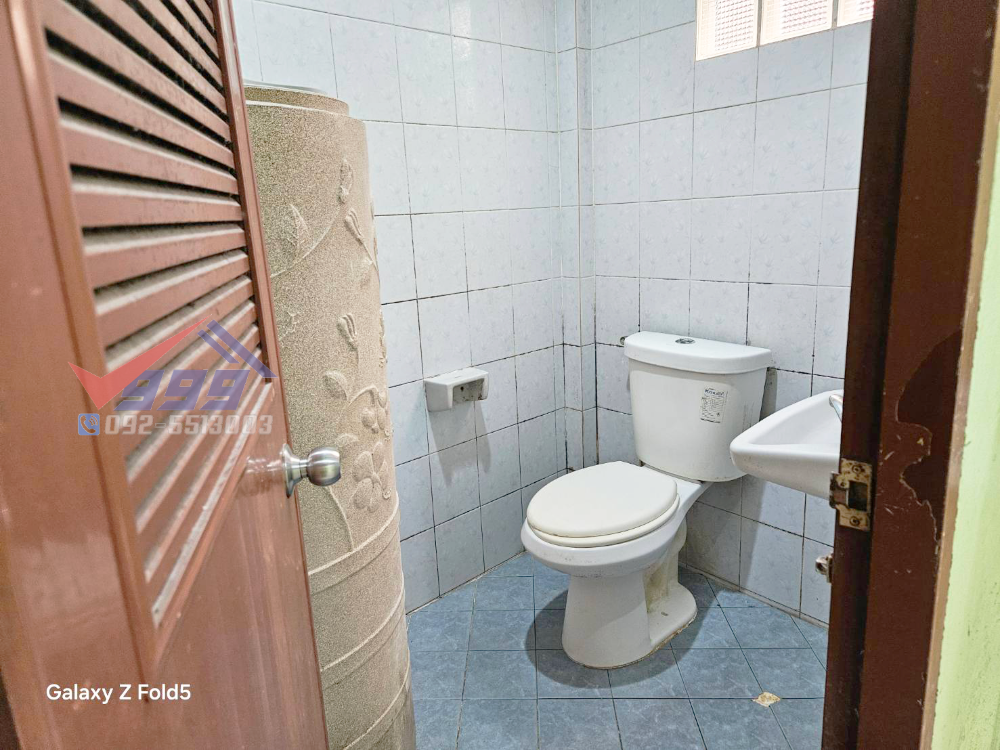 ขายอาคารพาณิชย์รัชดา ห้วยขวาง : ขายอาคารพาณิชย์ (2 คูหา) 2 ชั้น เนื้อที่ 46 ตร.วา ซอยประชาสงค์เคราะห์ 27 (ซอยเพิ่มสุข) ใกล้มหาวิทยาลัยห้อการค้าไทย ดินแดง