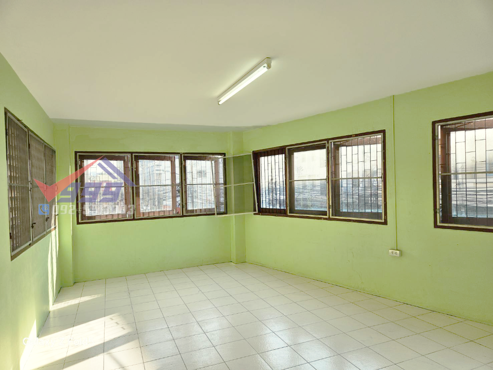 ขายอาคารพาณิชย์รัชดา ห้วยขวาง : ขายอาคารพาณิชย์ (2 คูหา) 2 ชั้น เนื้อที่ 46 ตร.วา ซอยประชาสงค์เคราะห์ 27 (ซอยเพิ่มสุข) ใกล้มหาวิทยาลัยห้อการค้าไทย ดินแดง