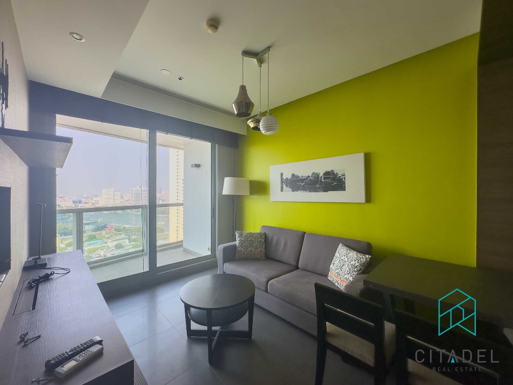 For RentCondoWongwianyai, Charoennakor : The River by Raimon Land - High Floor 2 Beds Condo for Rent Facing IconSiam!