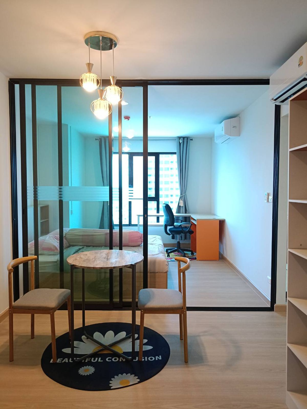 ให้เช่าคอนโดปทุมธานี รังสิต ธรรมศาสตร์ : Terra Residence คอนโดติดรั้วธรรมศาสตร์ รังสิต ห้องใหม่เอี่ยม ขนาด 33 ตารางเมตร ให้เช่า ตกแต่งเสร็จพร้อมอยู่แล้วครับ (อัพเดท 19/06/2025)