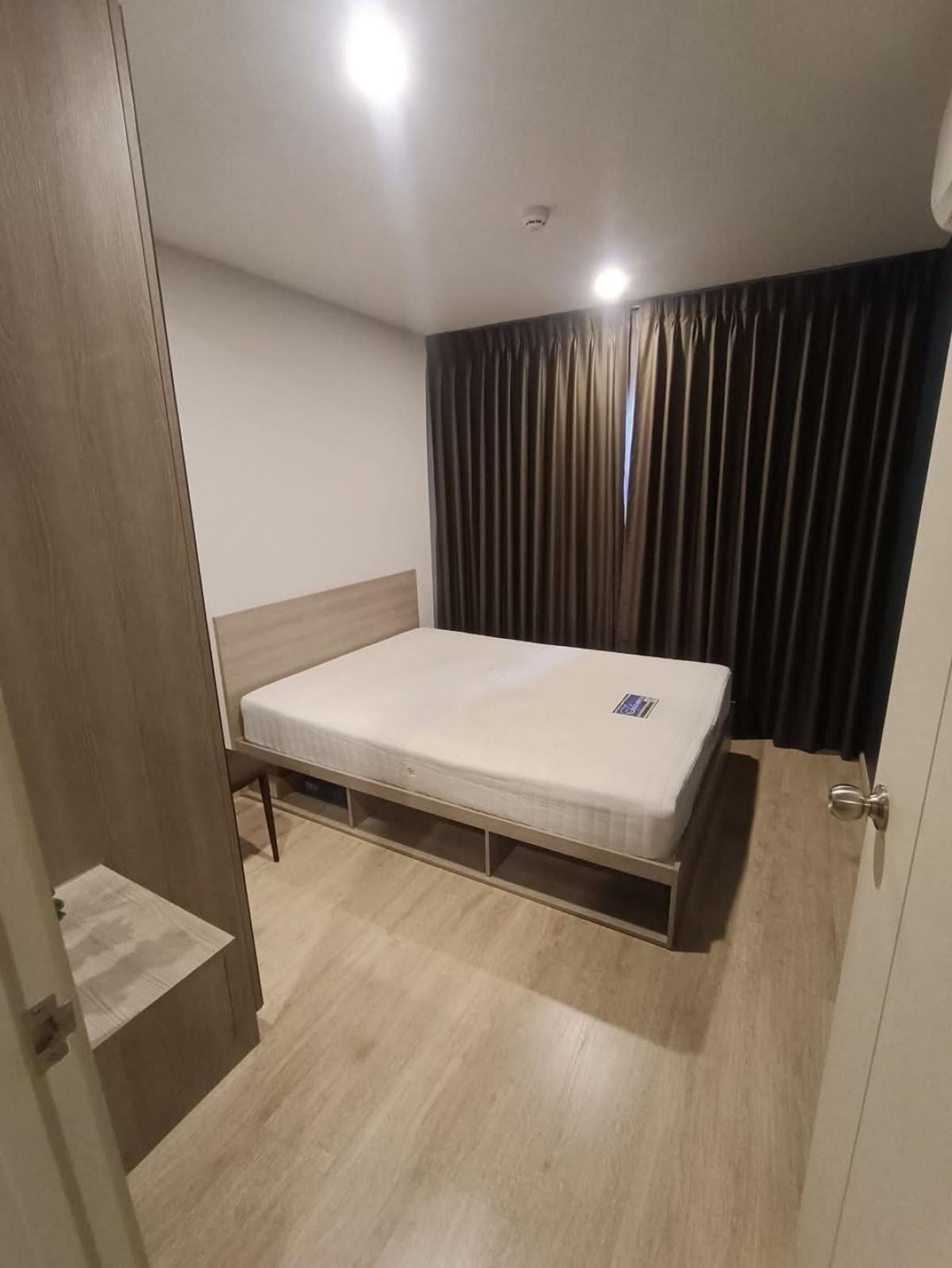 For SaleCondoKasetsart, Ratchayothin : Urgent sale ✅🌃 Condo Ellio Dell, Phahonyothin 34, ready to go next to Kasetsart University, size 31 sqm. Floor 2, corner room, price 2.2 l. BTS+Restaurant+Supermaket a lot.