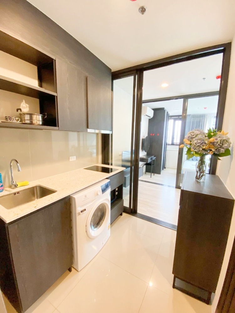 ขายคอนโดรัชดา ห้วยขวาง : ขาย คอนโด เอ็กซ์ที ห้วยขวาง 1 ห้องนอน 27.5 ตรม. เฟอร์นิเจอร์ครบ พร้อมอยู่