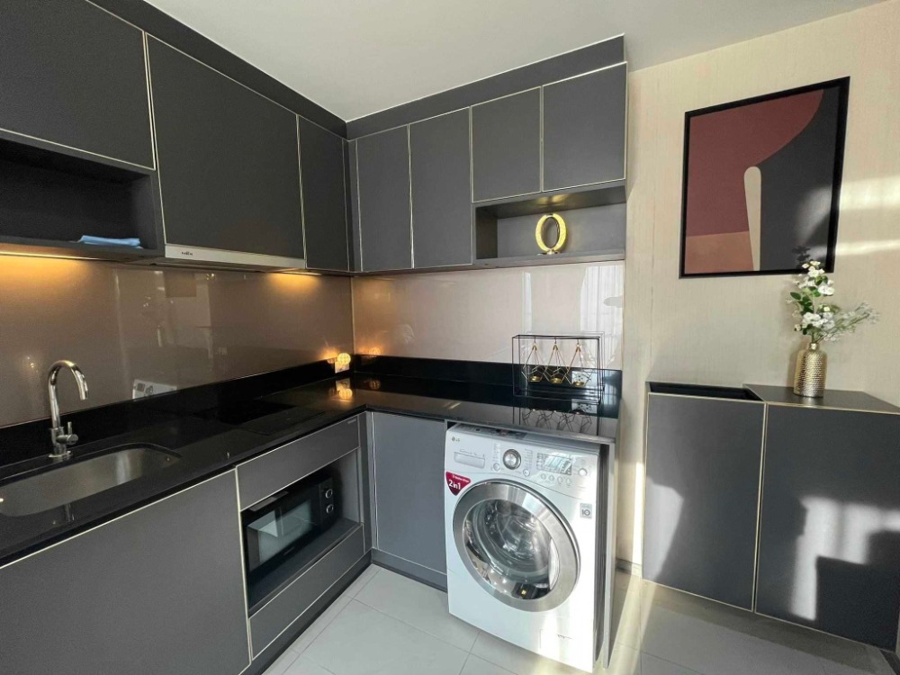 For RentCondoWongwianyai, Charoennakor : ⭐️ Nye by Sansiri ⭐️1 bedroom, 1 bathroom, 32 sq m., 19th floor, beautifully decorated room, complete with furniture and appliances.