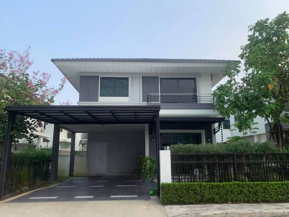 For RentHousePathum Thani,Rangsit, Thammasat : Single house for rent, Supalai Park Ville Rangsit, Khlong 4, near Lotus Rangsit Nakhon Nayok, only 3 minutes away.
