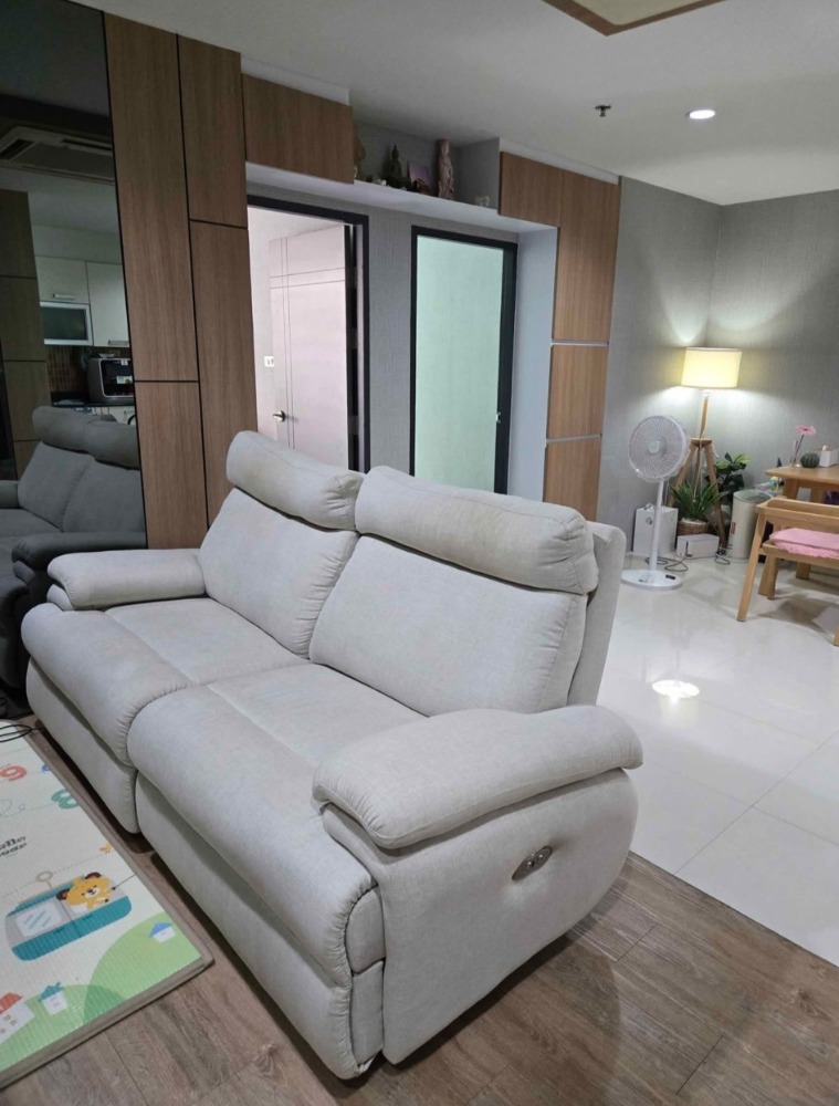 ให้เช่าคอนโดสุขุมวิท อโศก ทองหล่อ : LTH11677-Sukhumvit Living Town FOR RENT Size 124 sqm. 3 beds 3 baths Near BTS Phetchaburi Station ONLY 55K/Month