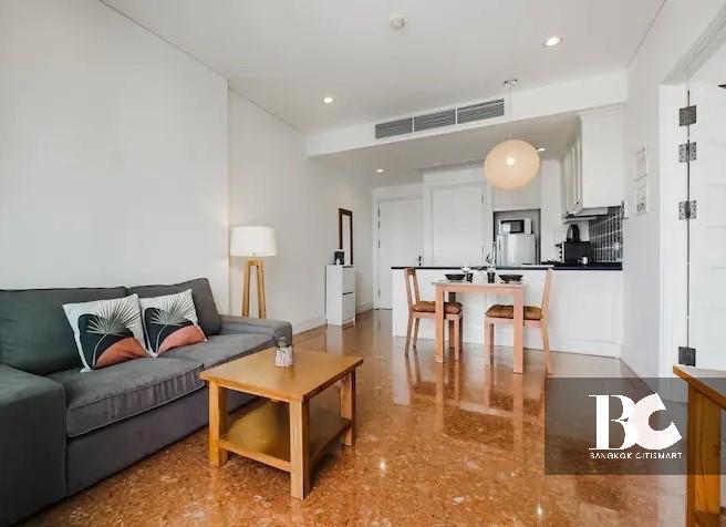 For SaleCondoSukhumvit, Asoke, Thonglor : Pet-friendly and spacious 1 bed Phrom Phong Area, close to BTS Phrom Phong and The Emsphere 081-245-7349