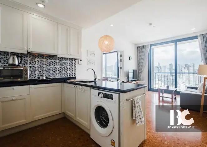 For SaleCondoSukhumvit, Asoke, Thonglor : Pet-friendly and spacious 1 bed Phrom Phong Area, close to BTS Phrom Phong and The Emsphere 081-245-7349