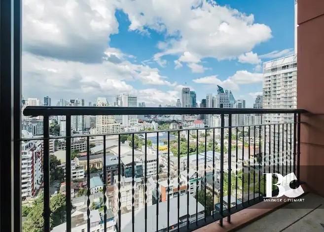 For SaleCondoSukhumvit, Asoke, Thonglor : Pet-friendly and spacious 1 bed Phrom Phong Area, close to BTS Phrom Phong and The Emsphere 081-245-7349