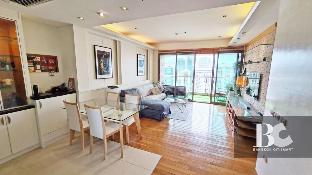 For SaleCondoSukhumvit, Asoke, Thonglor : Pet-friendly condo at Asoke walking distance to BTS Asoke Station and Terminal 21
