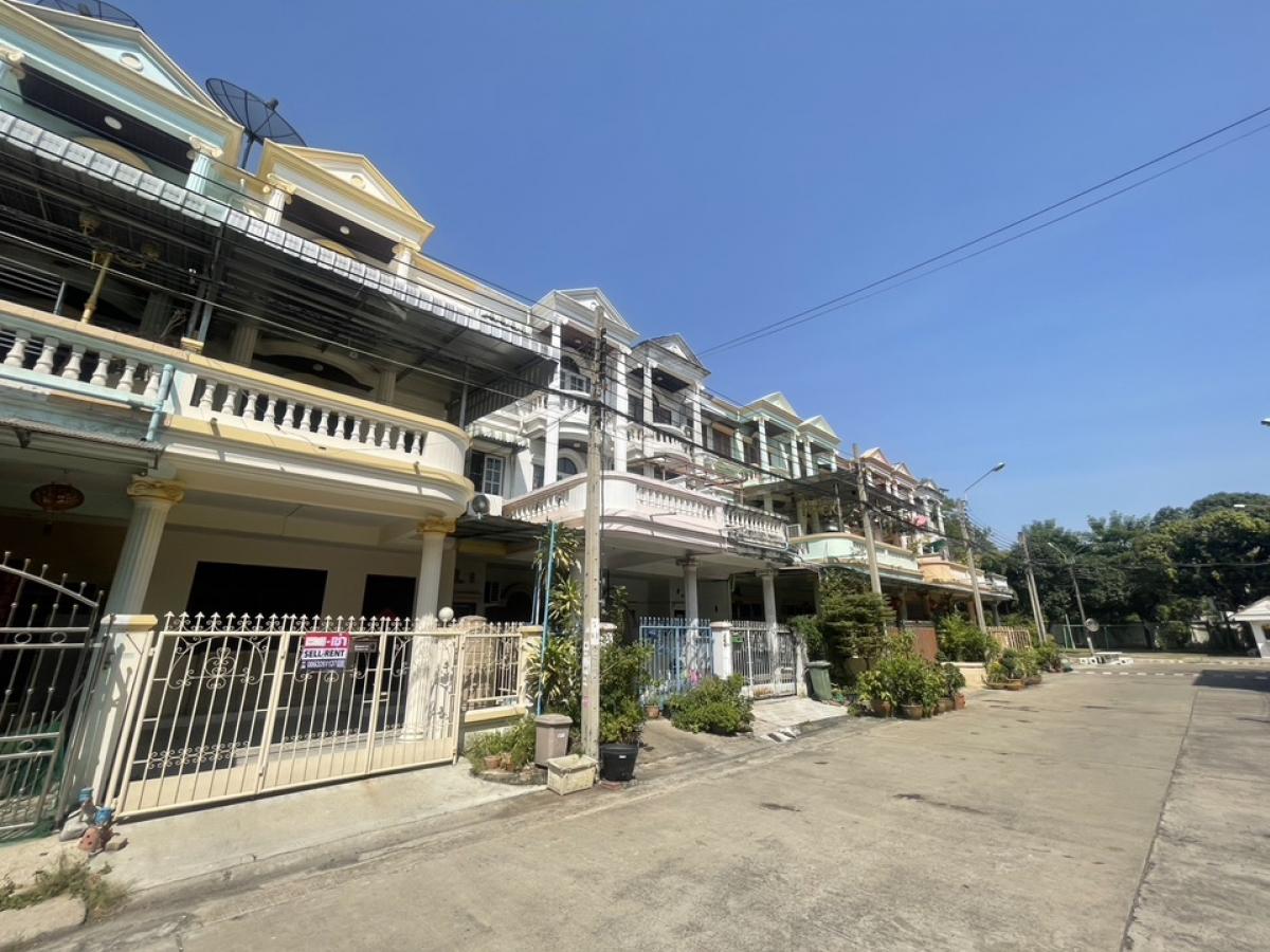 For RentTownhomeEakachai, Bang Bon : Townhouse for rent, Dao Khanong Town Place, Chom Thong, Bangkok Project: Dao Khanong Town Place, Chom Thong