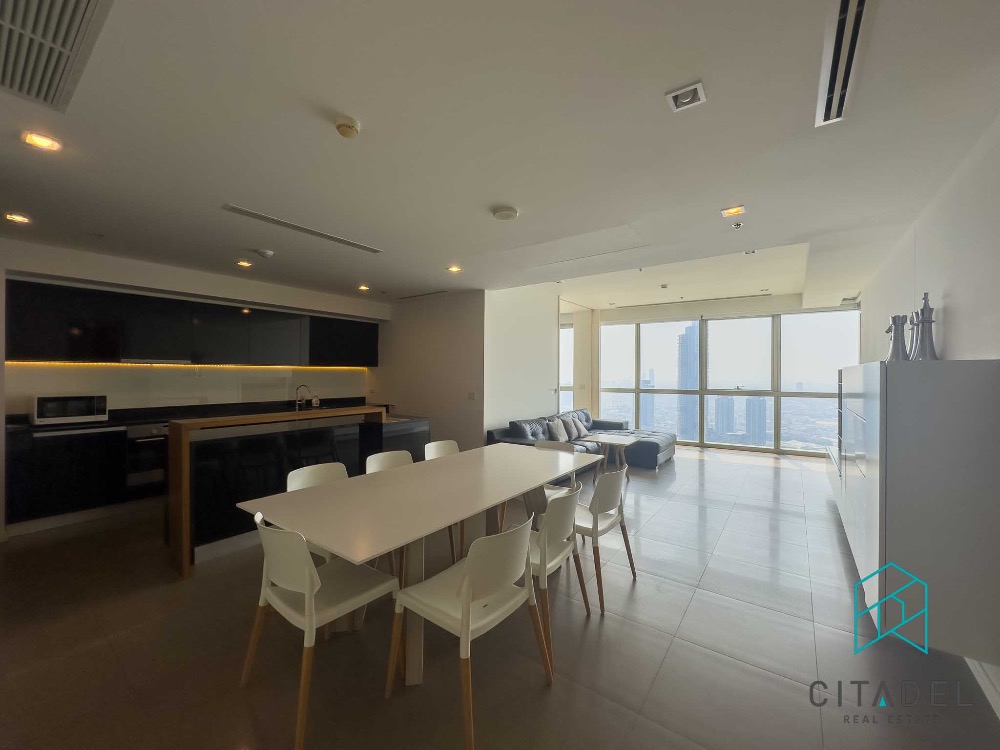 For RentCondoWongwianyai, Charoennakor : The River by Raimon Land - High Floor 2 Beds Condo for Rent!