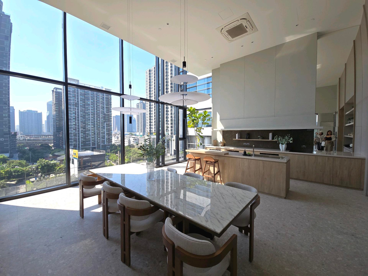 ขายดาวน์คอนโดพระราม 9 เพชรบุรีตัดใหม่ RCA : 🔥HOT PRICE🔥NUE District R9 ห้องขนาด 30.79 ตร.ม (ชั้น24) ราคาคุ้มสุดๆ