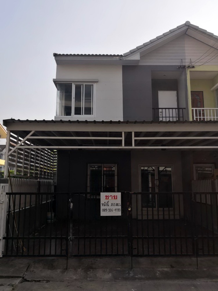 ขายทาวน์โฮมนนทบุรี บางใหญ่ บางบัวทอง : ขายด่วน!! ทาวน์เฮาส์ใกล้ตลาดเจ้าพระยา บางใหญ่ สะดวกสบาย ปากซอยเดินเข้าบ้านแค่ 40 เมตร สภาพดี จอดรถได้ 2 คัน สาธารณูปโภคใกล้เคียงครบ นนทบุรี