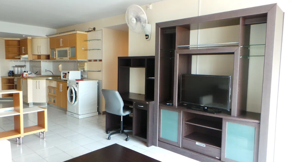 For RentCondoKasetsart, Ratchayothin : Supalai Park Phahon 110 sq.m. Eng 中 日 Please add LINE ID @806qphgn o8415o5483