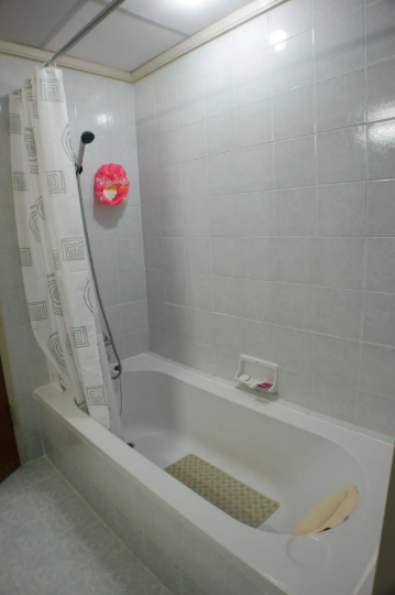 For RentCondoKasetsart, Ratchayothin : Supalai Park Phahon 110 sq.m. Eng 中 日 Please add LINE ID @806qphgn o8415o5483