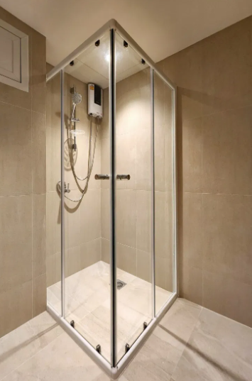 For RentCondoRatchathewi,Phayathai : Rajchataewee Tower 35 sq.m. Eng 中 日 Please add LINE ID @806qphgn o8415o5483